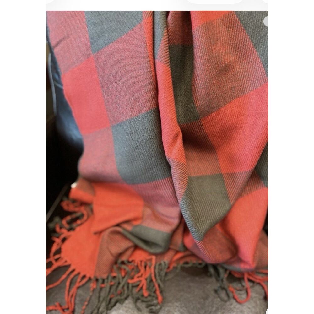 Pottery Barn Buffalo Check Throw Cozy Soft Red Grey Fringe 50 x 60" EUC